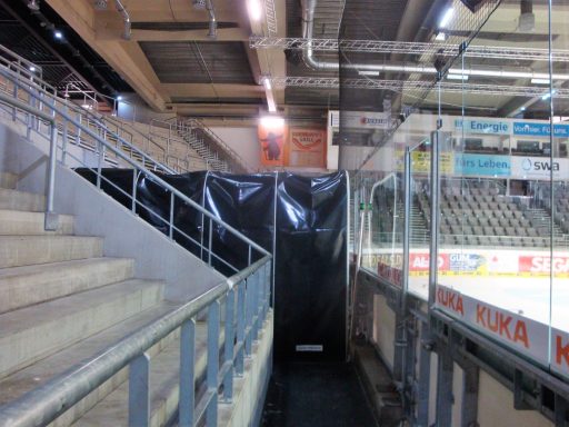 Spielertunnel im Eisstadion